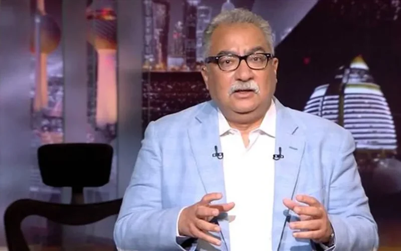 انتقادات حادة.. إبراهيم عيسى يصف التعديل الوزاري الجديد بالارتباك والعشوائية في إدارة الدولة